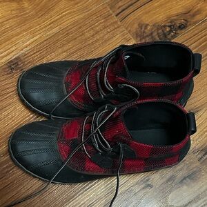 Sorel short boots